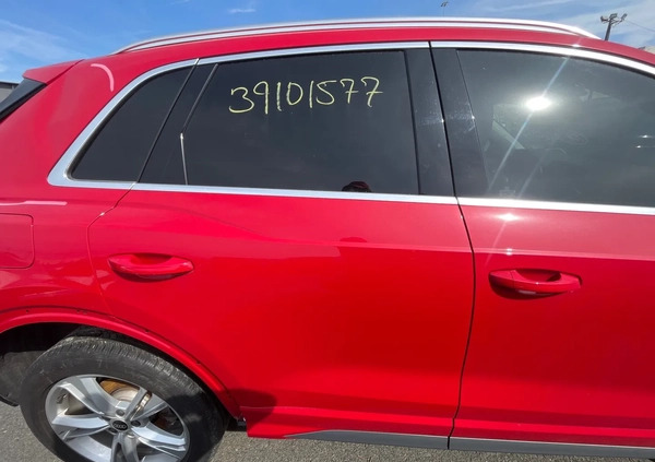 Audi Q3 cena 90000 przebieg: 28000, rok produkcji 2022 z Puławy małe 191